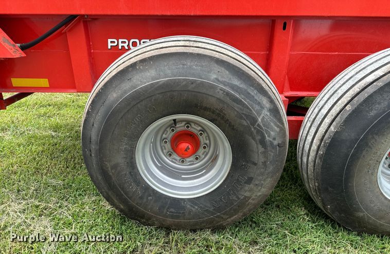 image for item DX0929 Kuhn Knight Prospread 1140 manure spreader