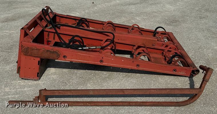 image for item DX0930 Farmhand H118-A skid steer bale accumulator grabber