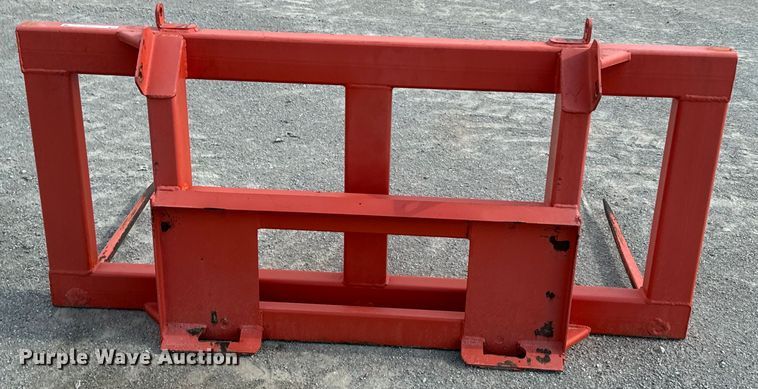 image for item DX0931 skid steer bale spear