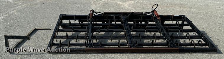 image for item DX0932 Bale Claw XL 5X2 skid steer bale accumulator grapple