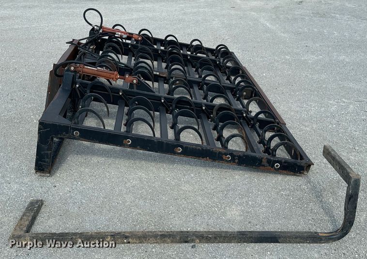 image for item DX0932 Bale Claw XL 5X2 skid steer bale accumulator grapple