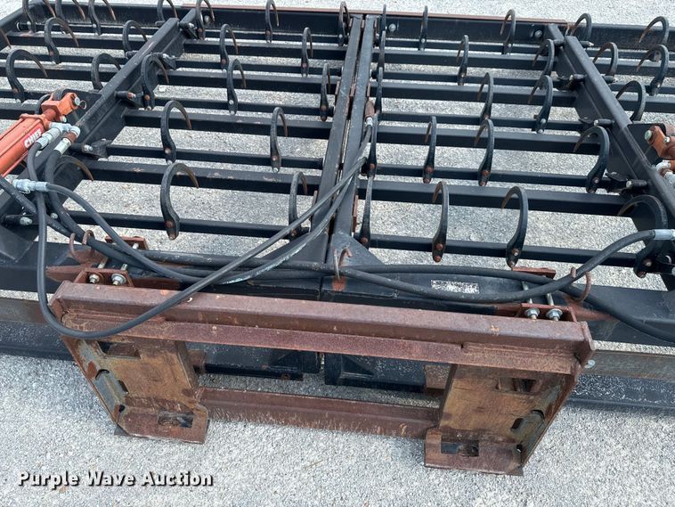 image for item DX0932 Bale Claw XL 5X2 skid steer bale accumulator grapple