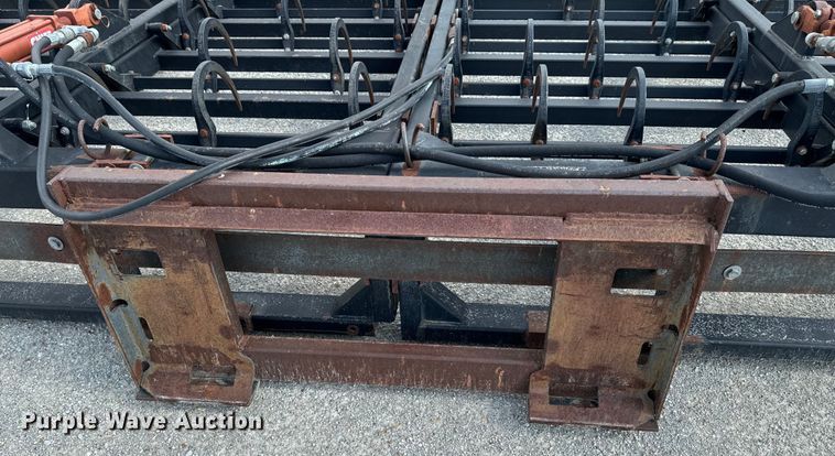 image for item DX0932 Bale Claw XL 5X2 skid steer bale accumulator grapple