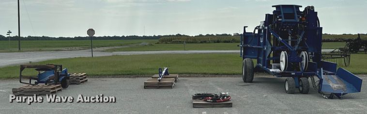 image for item DX0934 GFC Bale Band-It 200 bale accumulator