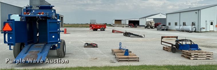 image for item DX0934 GFC Bale Band-It 200 bale accumulator