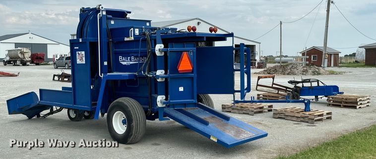 image for item DX0934 GFC Bale Band-It 200 bale accumulator