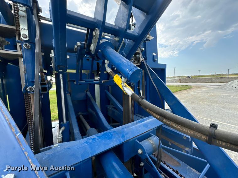 image for item DX0934 GFC Bale Band-It 200 bale accumulator