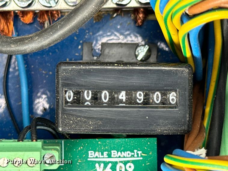 image for item DX0934 GFC Bale Band-It 200 bale accumulator