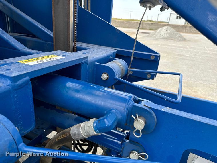 image for item DX0934 GFC Bale Band-It 200 bale accumulator