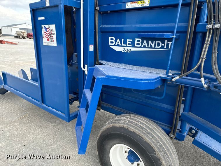 image for item DX0934 GFC Bale Band-It 200 bale accumulator
