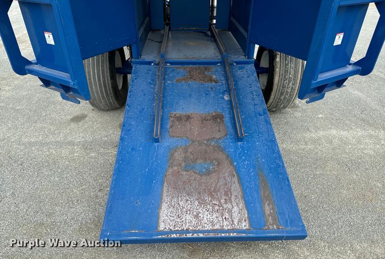 image for item DX0934 GFC Bale Band-It 200 bale accumulator