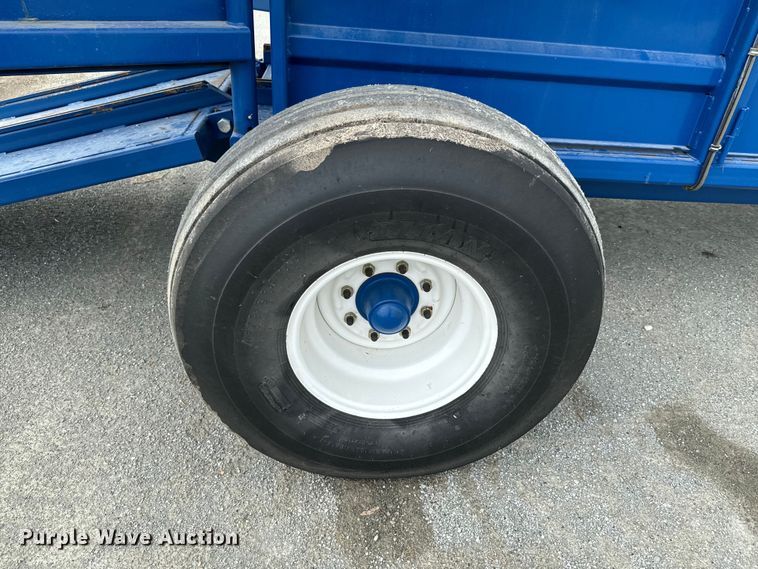 image for item DX0934 GFC Bale Band-It 200 bale accumulator