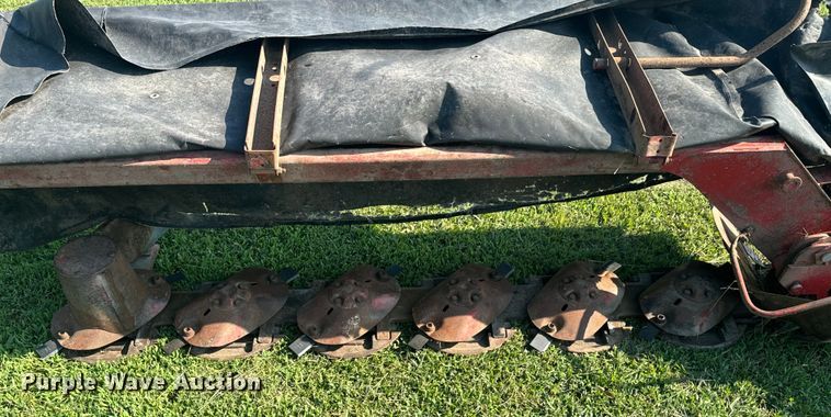 image for item DX0938 New Holland 616 disc mower