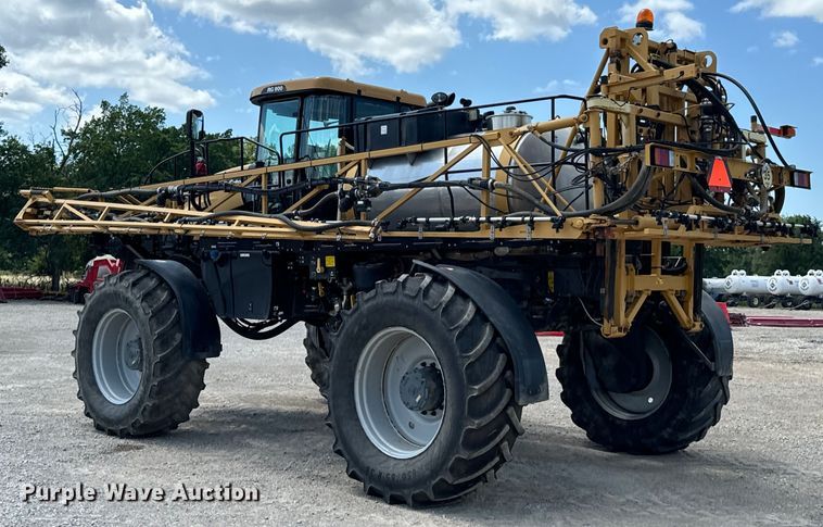image for item DX0957 2012 Rogator RG900 sprayer