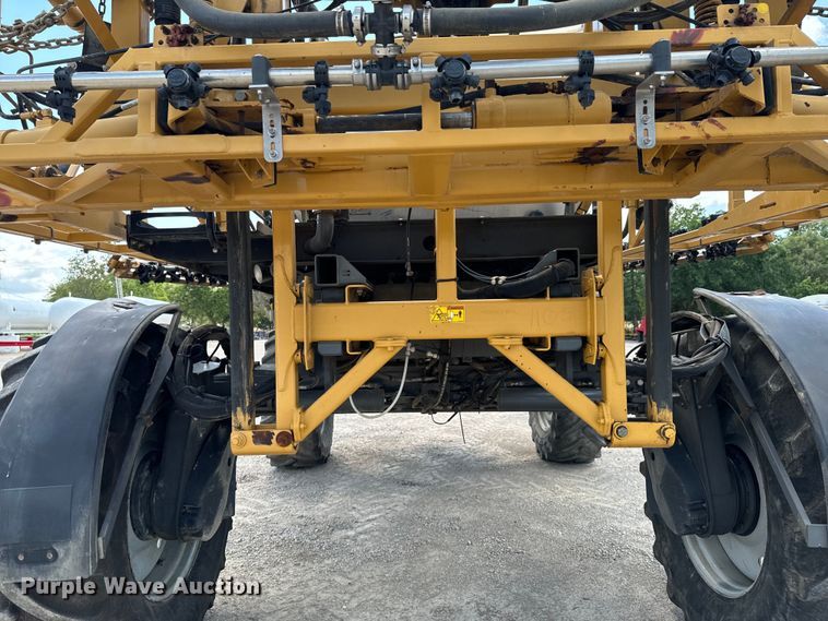 image for item DX0957 2012 Rogator RG900 sprayer
