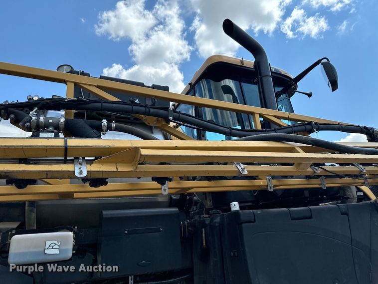 image for item DX0957 2012 Rogator RG900 sprayer