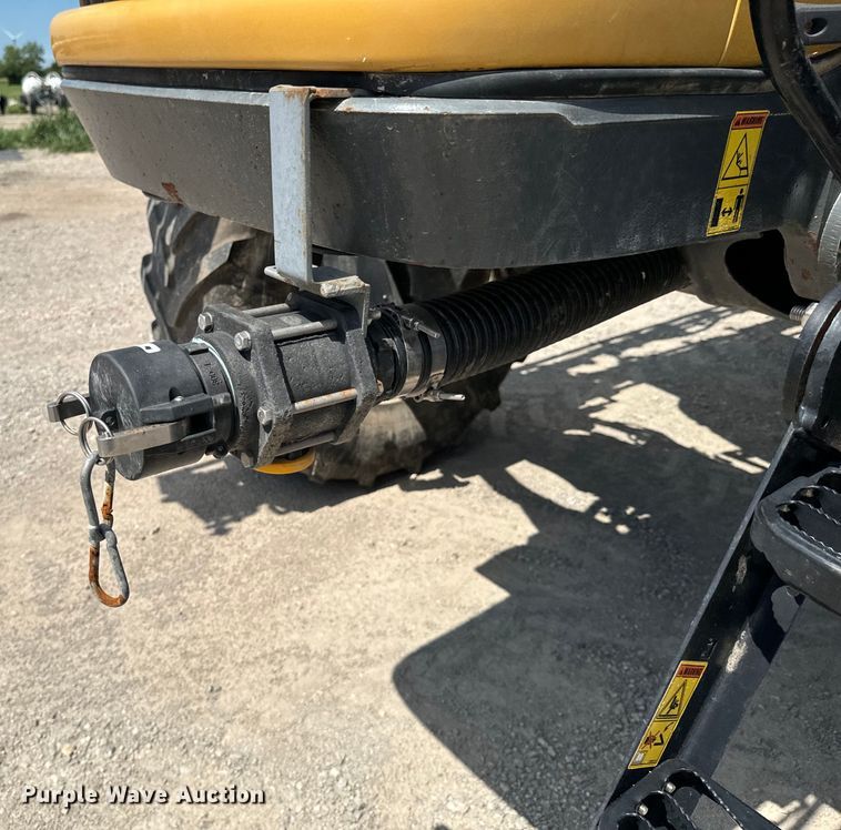 image for item DX0957 2012 Rogator RG900 sprayer