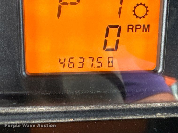 image for item DX0957 2012 Rogator RG900 sprayer