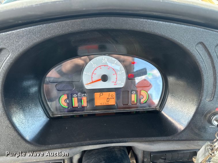 image for item DX0957 2012 Rogator RG900 sprayer