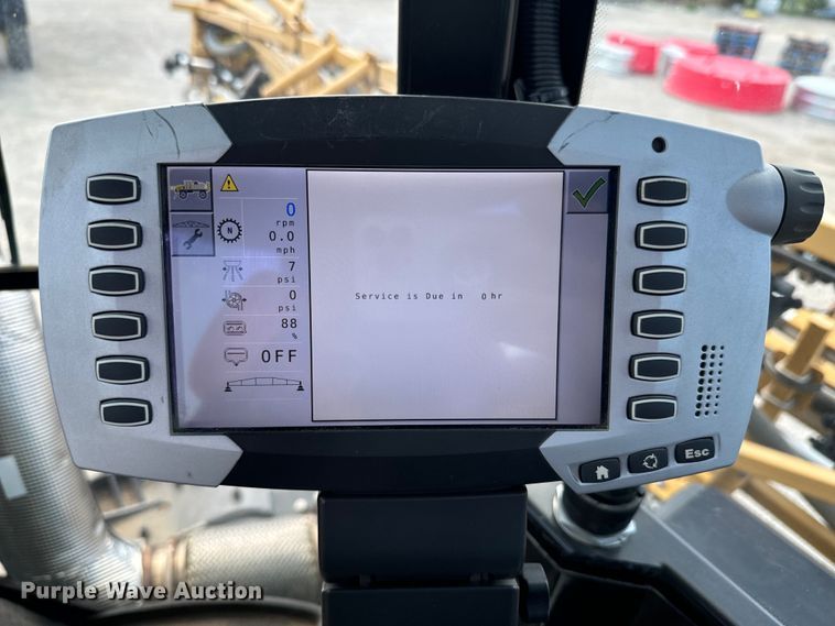 image for item DX0957 2012 Rogator RG900 sprayer