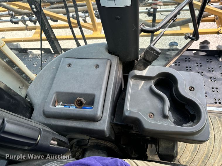 image for item DX0957 2012 Rogator RG900 sprayer