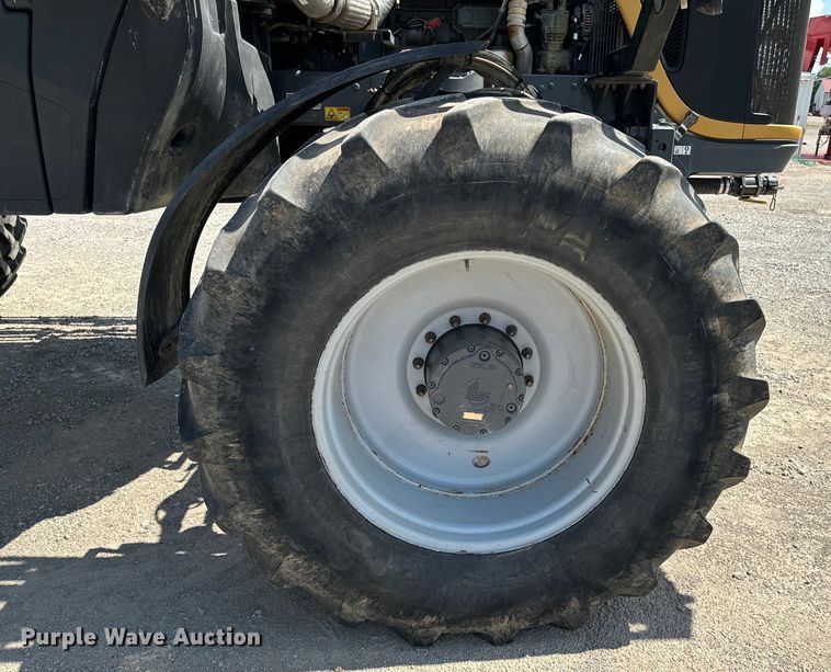 image for item DX0957 2012 Rogator RG900 sprayer