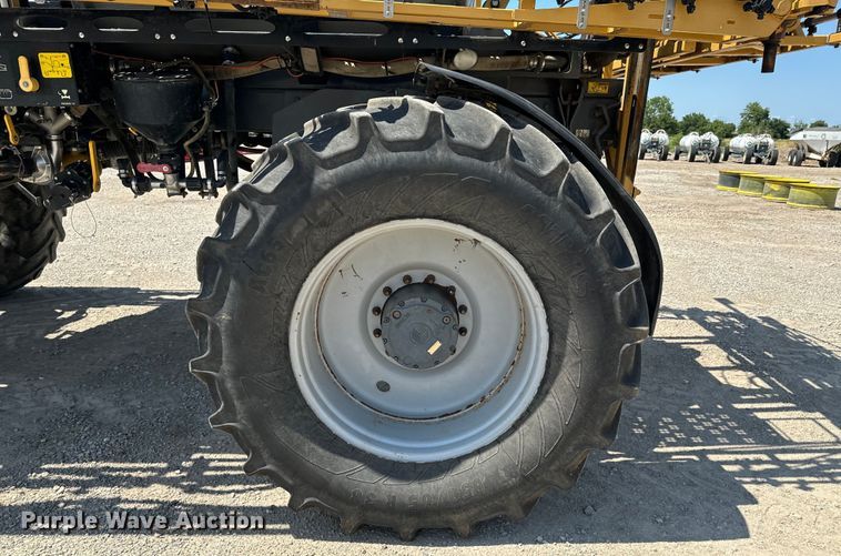 image for item DX0957 2012 Rogator RG900 sprayer