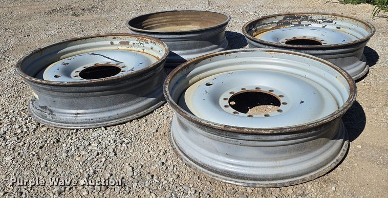 image for item DX0957 2012 Rogator RG900 sprayer