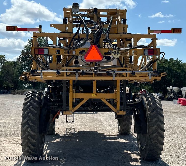 image for item DX0959 Rogator  RG900 sprayer
