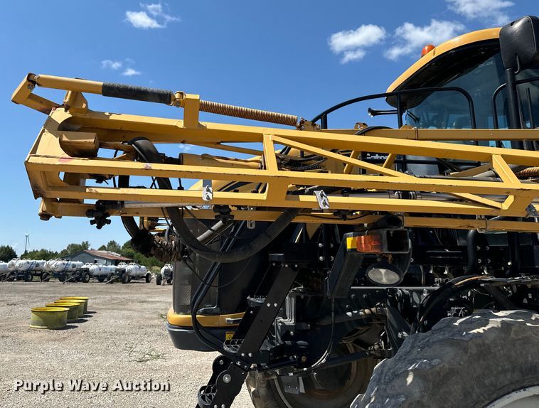 image for item DX0959 Rogator  RG900 sprayer