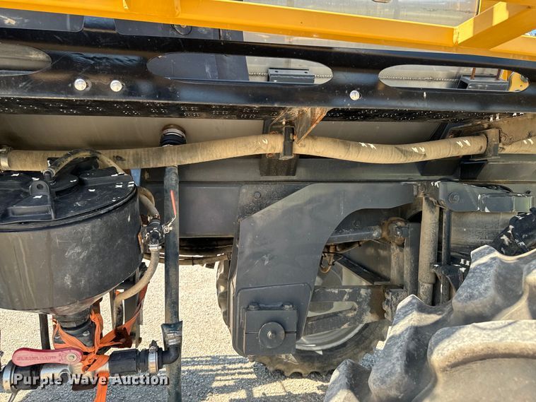 image for item DX0959 Rogator  RG900 sprayer