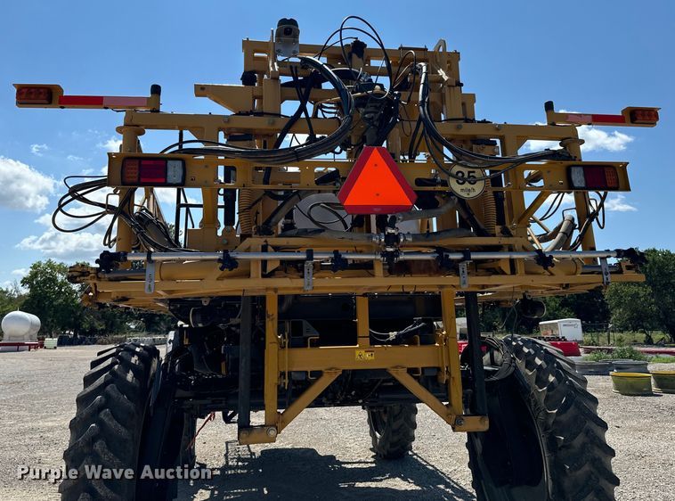 image for item DX0959 Rogator  RG900 sprayer