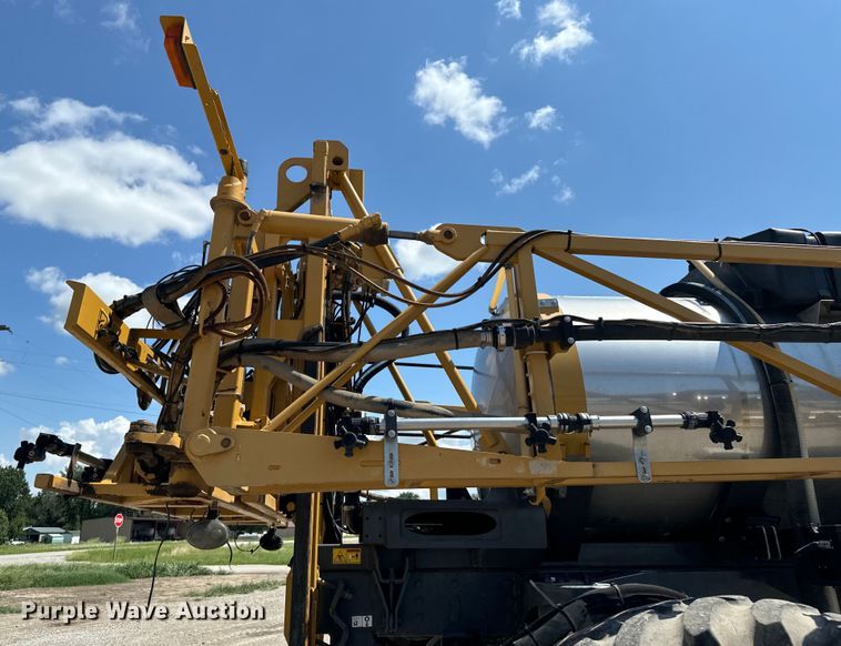 image for item DX0959 Rogator  RG900 sprayer