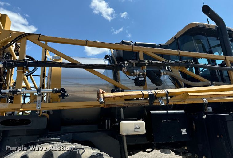 image for item DX0959 Rogator  RG900 sprayer