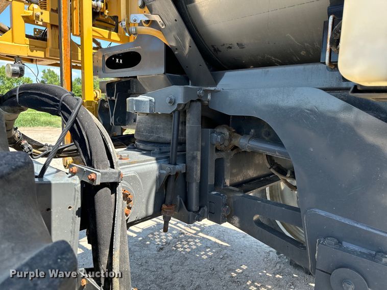 image for item DX0959 Rogator  RG900 sprayer