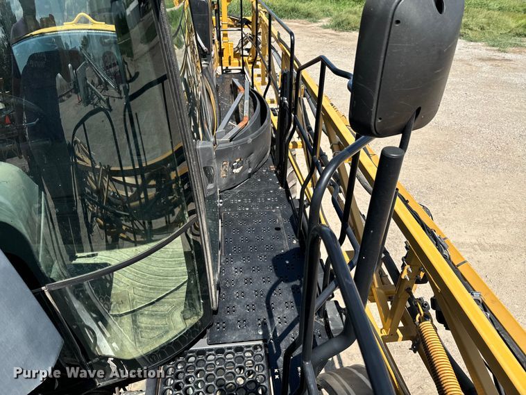 image for item DX0959 Rogator  RG900 sprayer