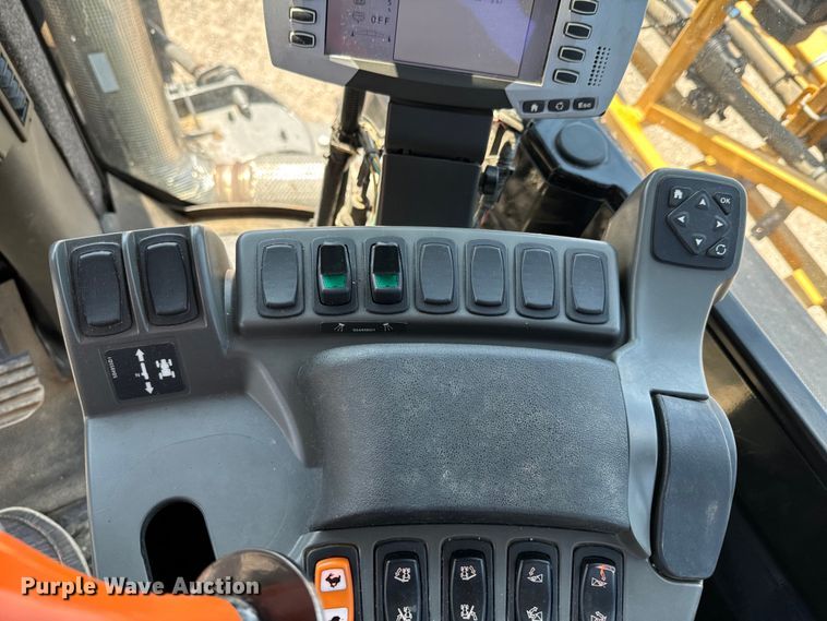 image for item DX0959 Rogator  RG900 sprayer