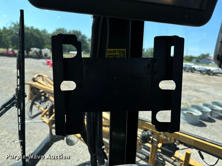 image for item DX0959 Rogator  RG900 sprayer