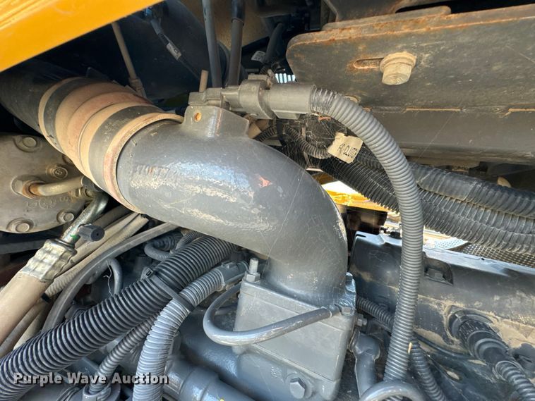 image for item DX0959 Rogator  RG900 sprayer