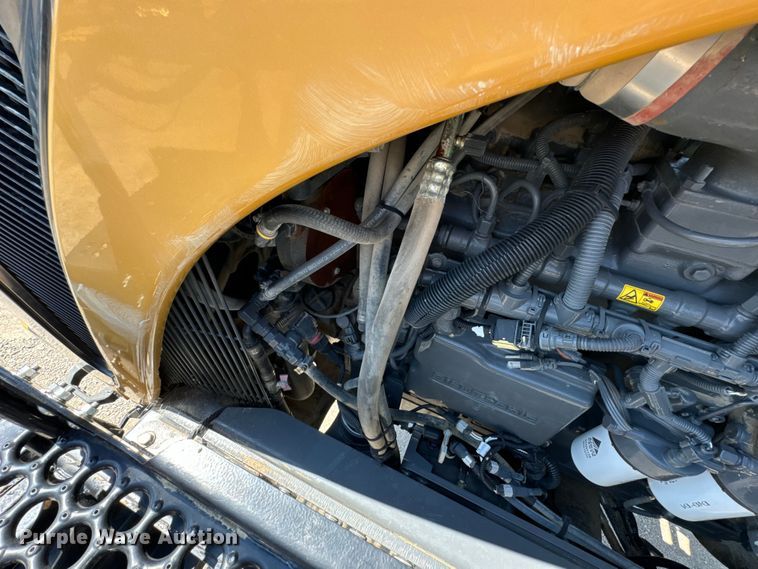 image for item DX0959 Rogator  RG900 sprayer