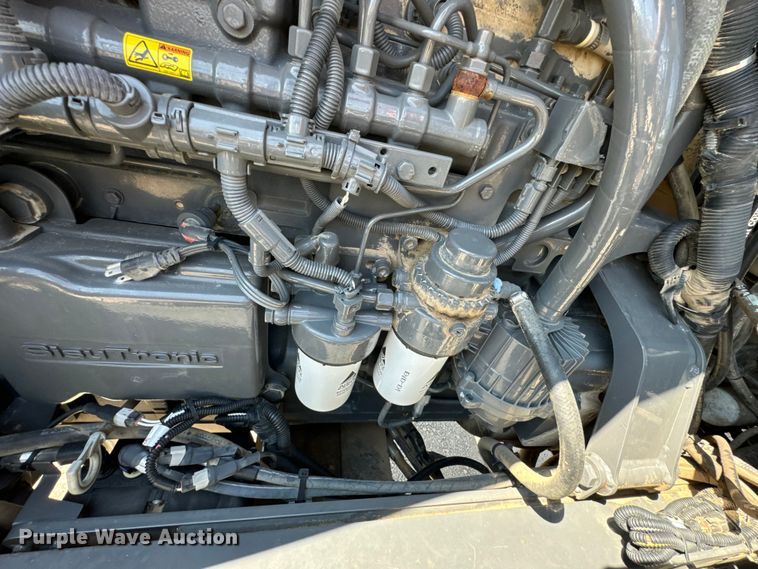 image for item DX0959 Rogator  RG900 sprayer