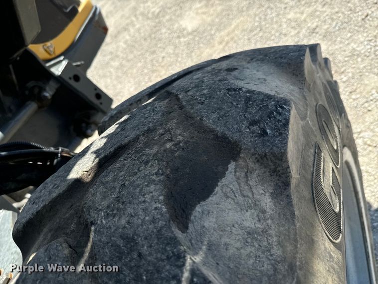 image for item DX0959 Rogator  RG900 sprayer