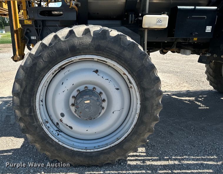 image for item DX0959 Rogator  RG900 sprayer