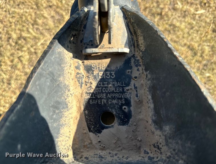 image for item DX3453 1975 Gleaner L combine