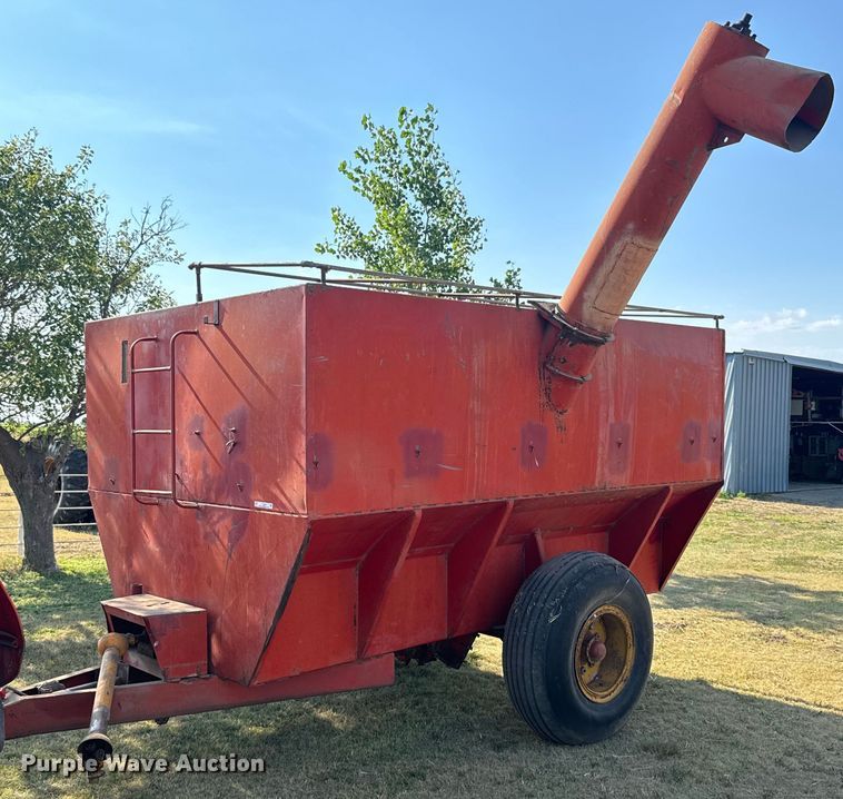 image for item DX3454 Wilkins grain cart