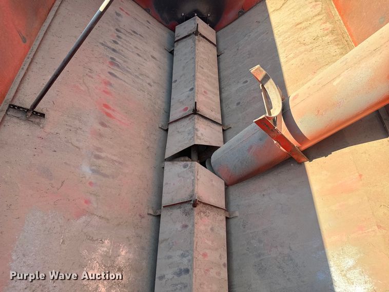 image for item DX3454 Wilkins grain cart