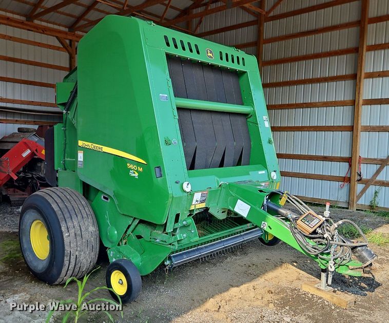 image for item EI3963 2022 John Deere 560M round baler