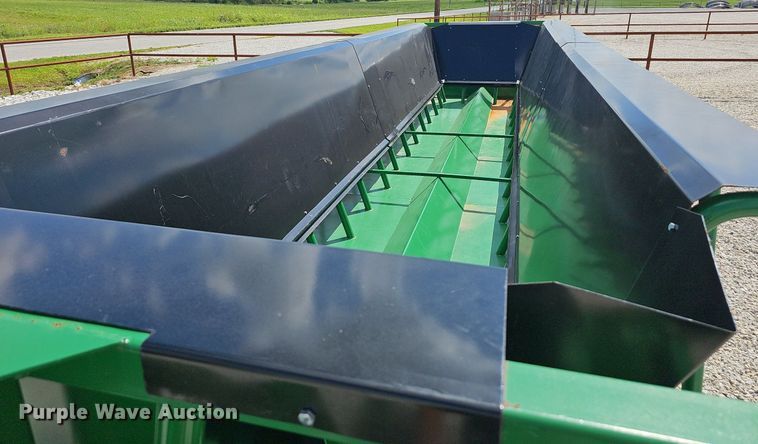 image for item EJ5757 2024 RBW AG Silage Wagon silage wagon