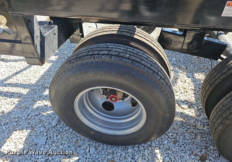 image for item EJ5758 2024 Hay Runner  HRM 242 hay bale trailer