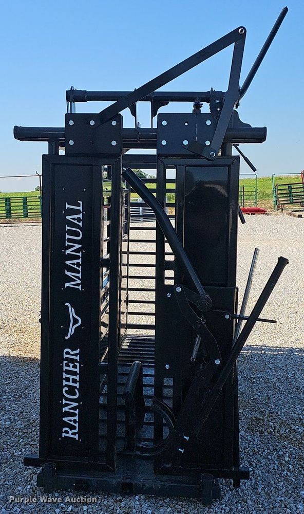image for item EJ5759 2024 Rancher  livestock squeeze chute